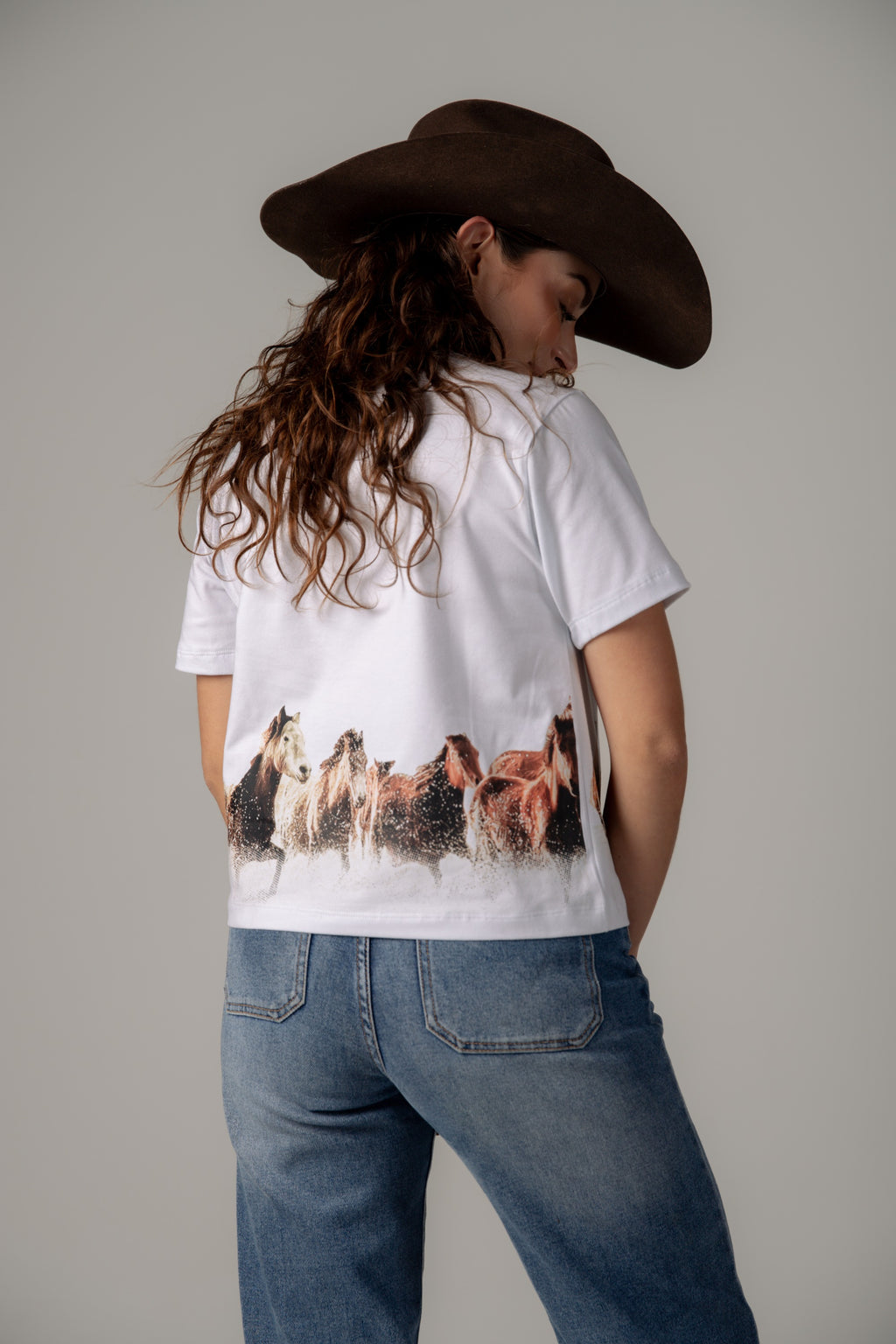 Playera Estampida Caballos