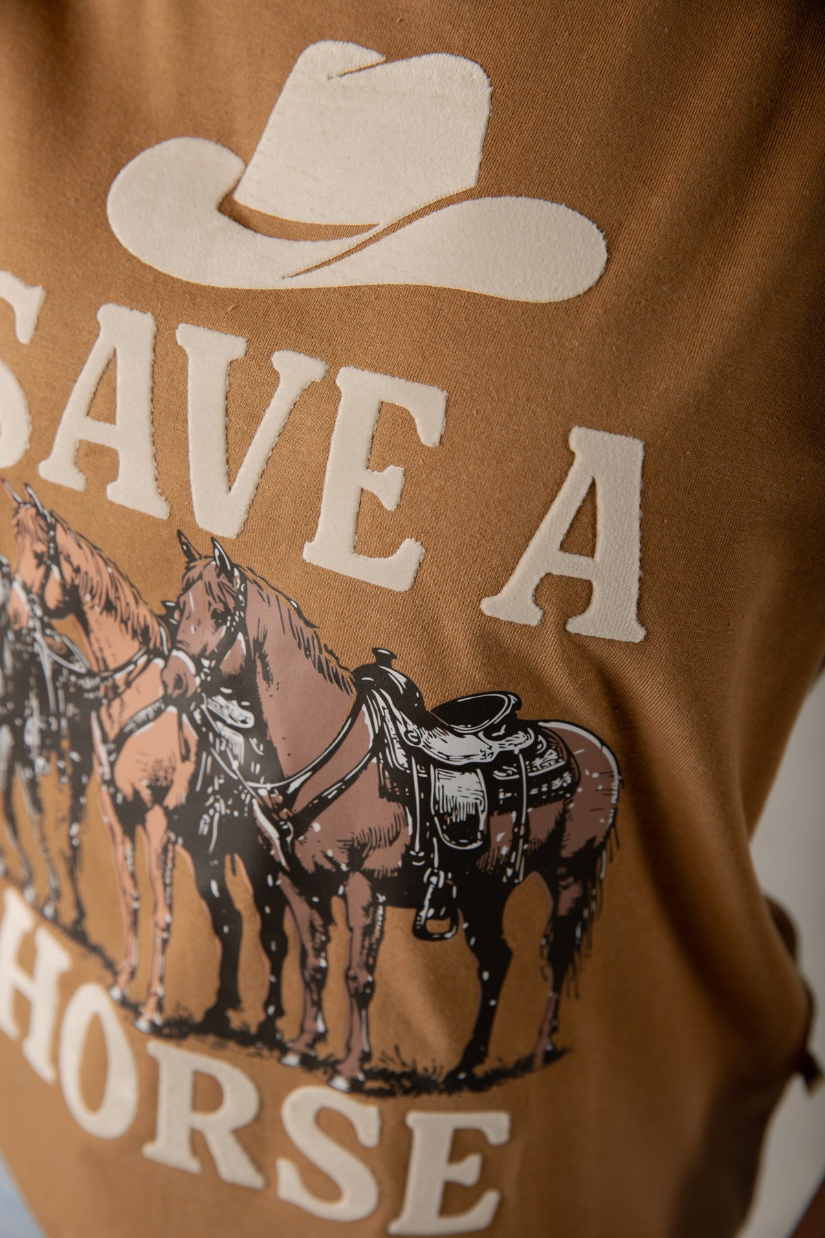 Playera Save a Horse