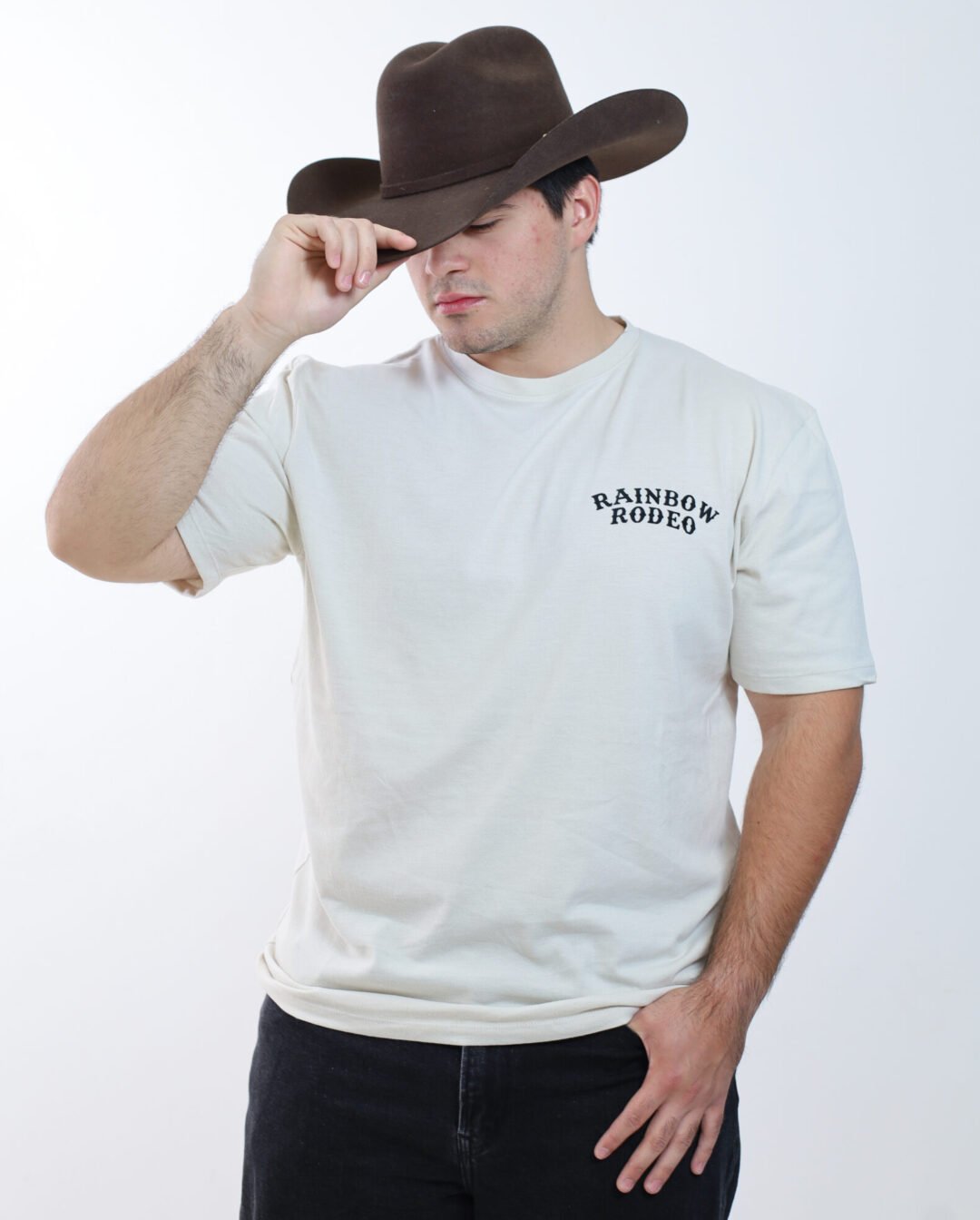 PLAYERA "RAINBOW RODEO" PLUS SIZE