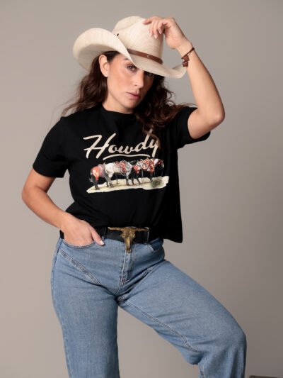 PLAYERA -"VAQUERA HOWDY"