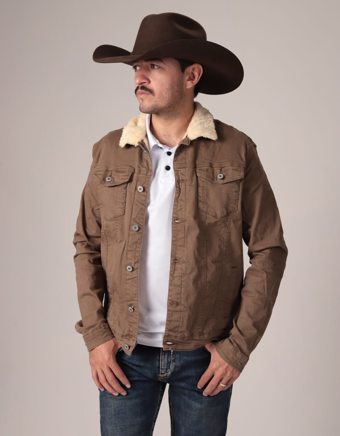 CHAMARRA MOKA "COLECCIÓN COWBOY CORE"