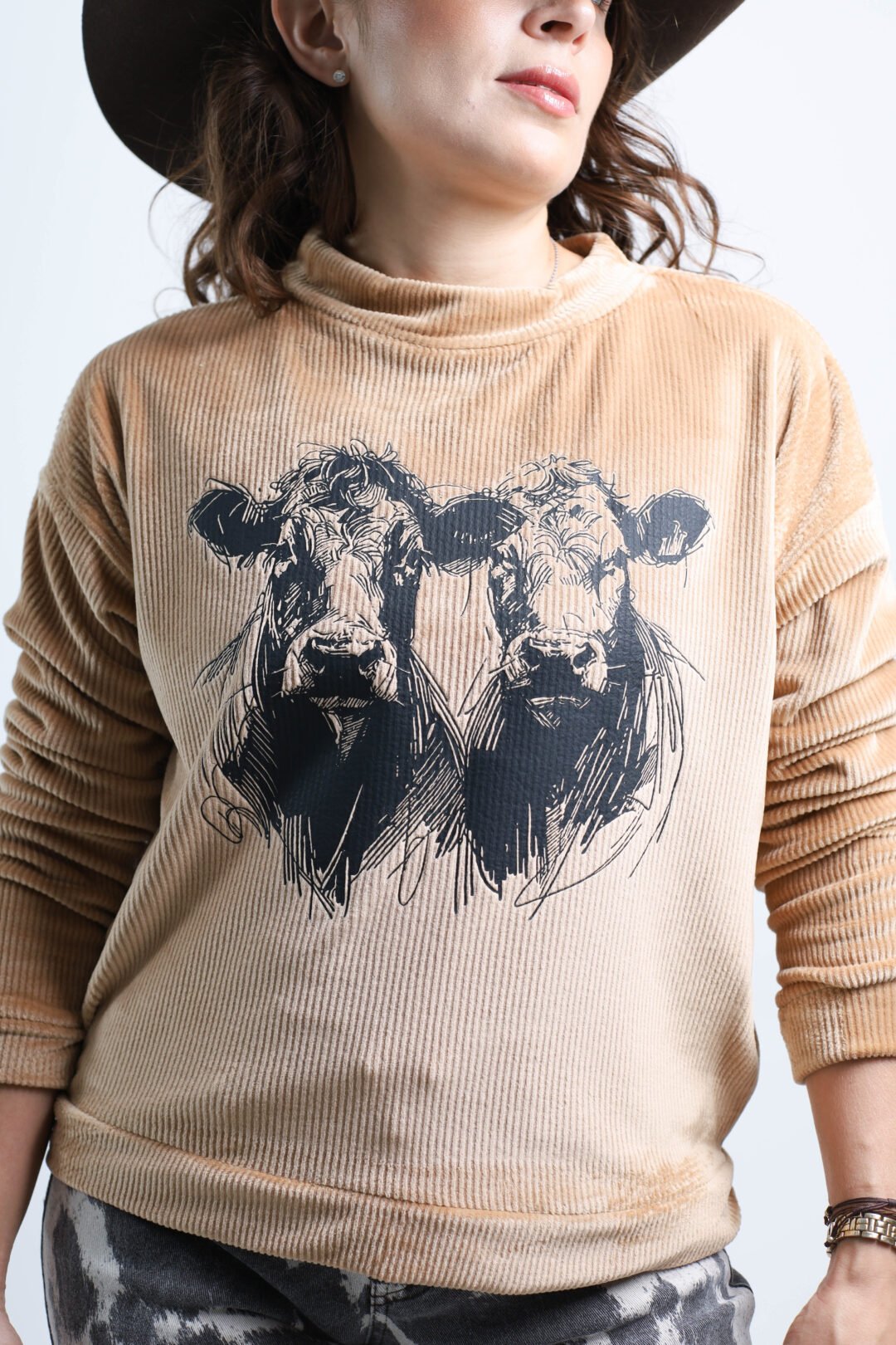 SUDADERA DE PANA "COW GIRLS" - Image 4