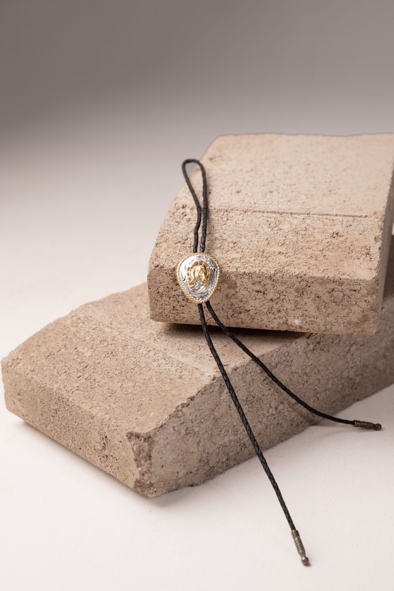 CORBATIN UNISEX - "CABALLO HERRADURA"