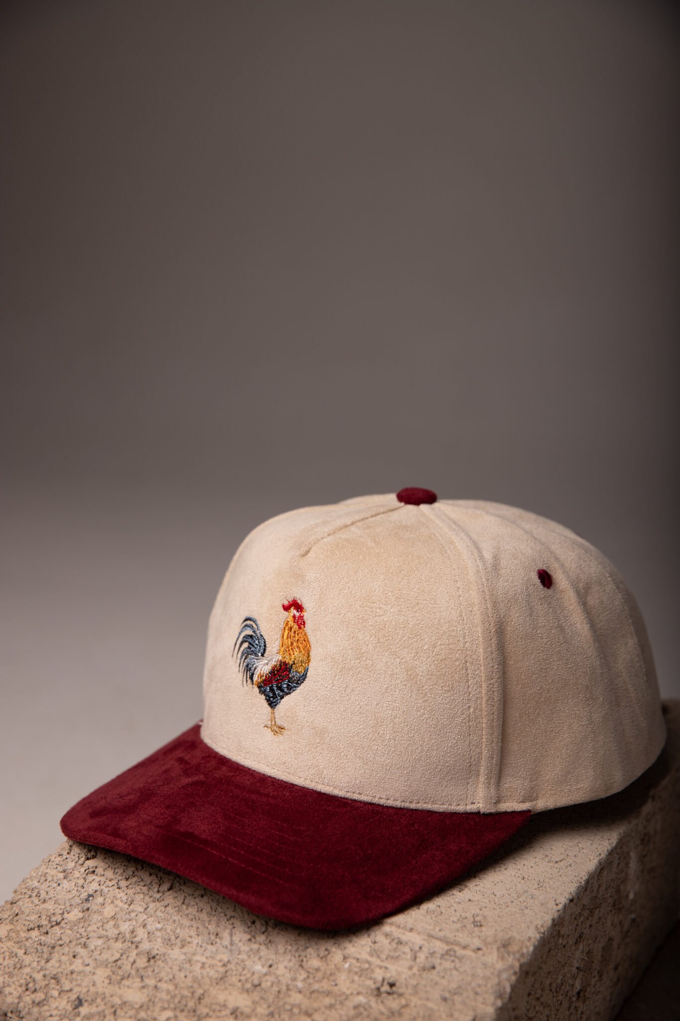 GORRA BORDADA - "GALLO"